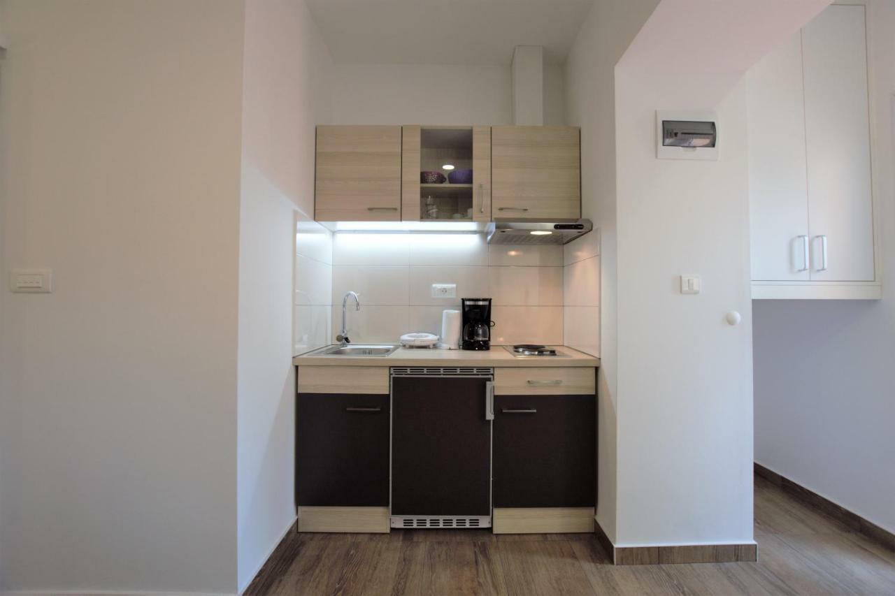 PUY Studio Apartman Danijela מראה חיצוני תמונה