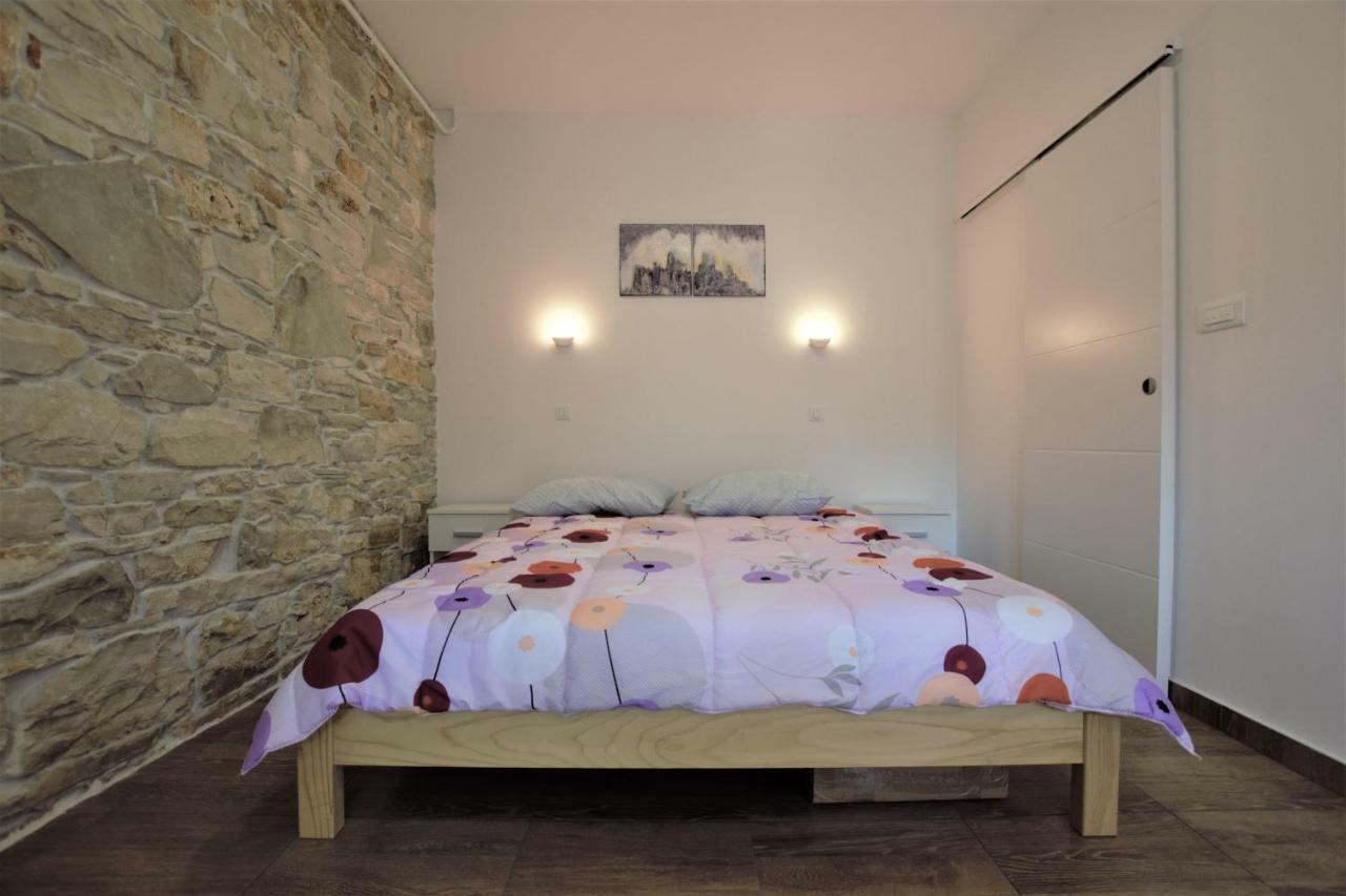 PUY Studio Apartman Danijela מראה חיצוני תמונה