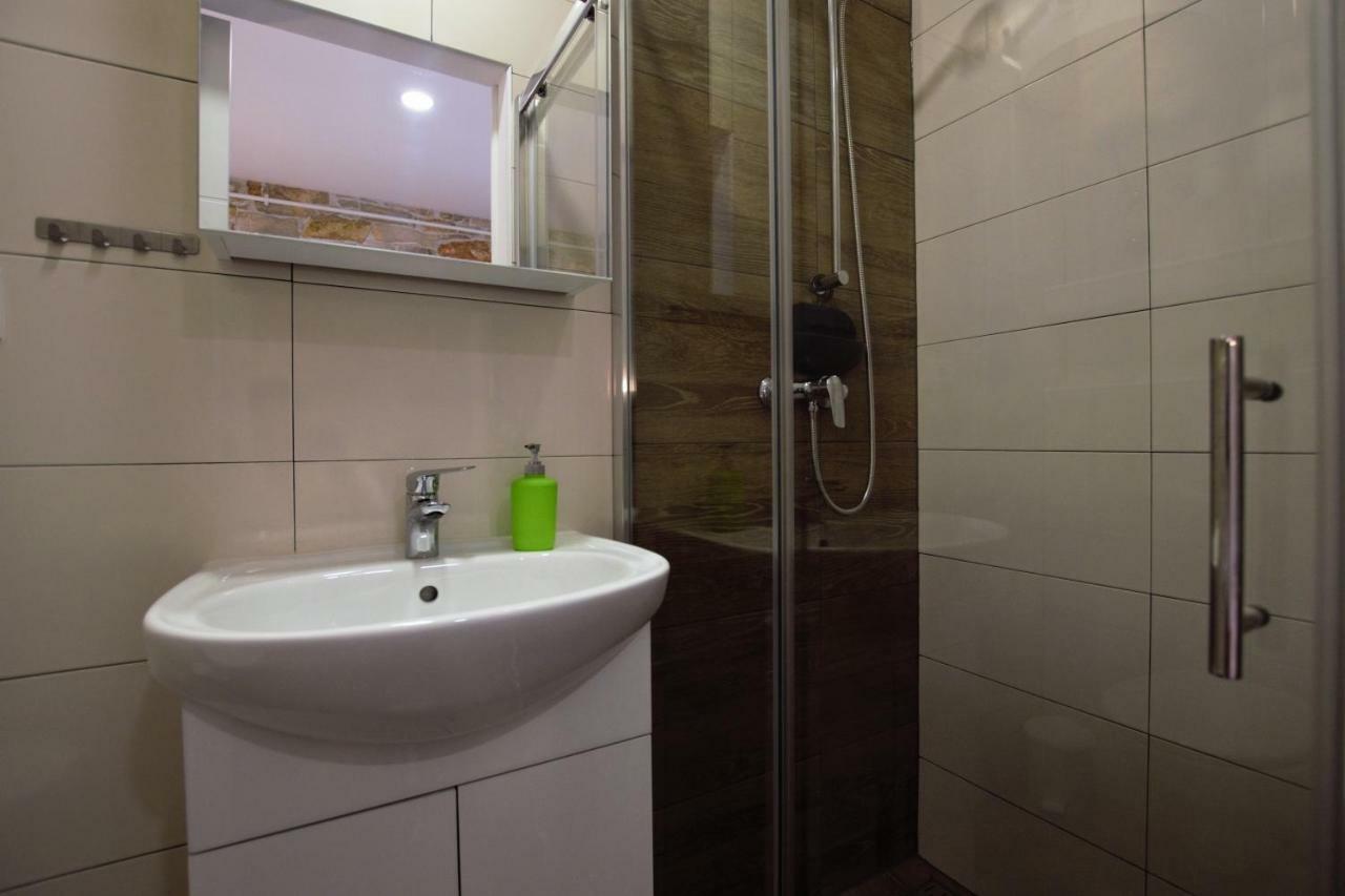 PUY Studio Apartman Danijela מראה חיצוני תמונה
